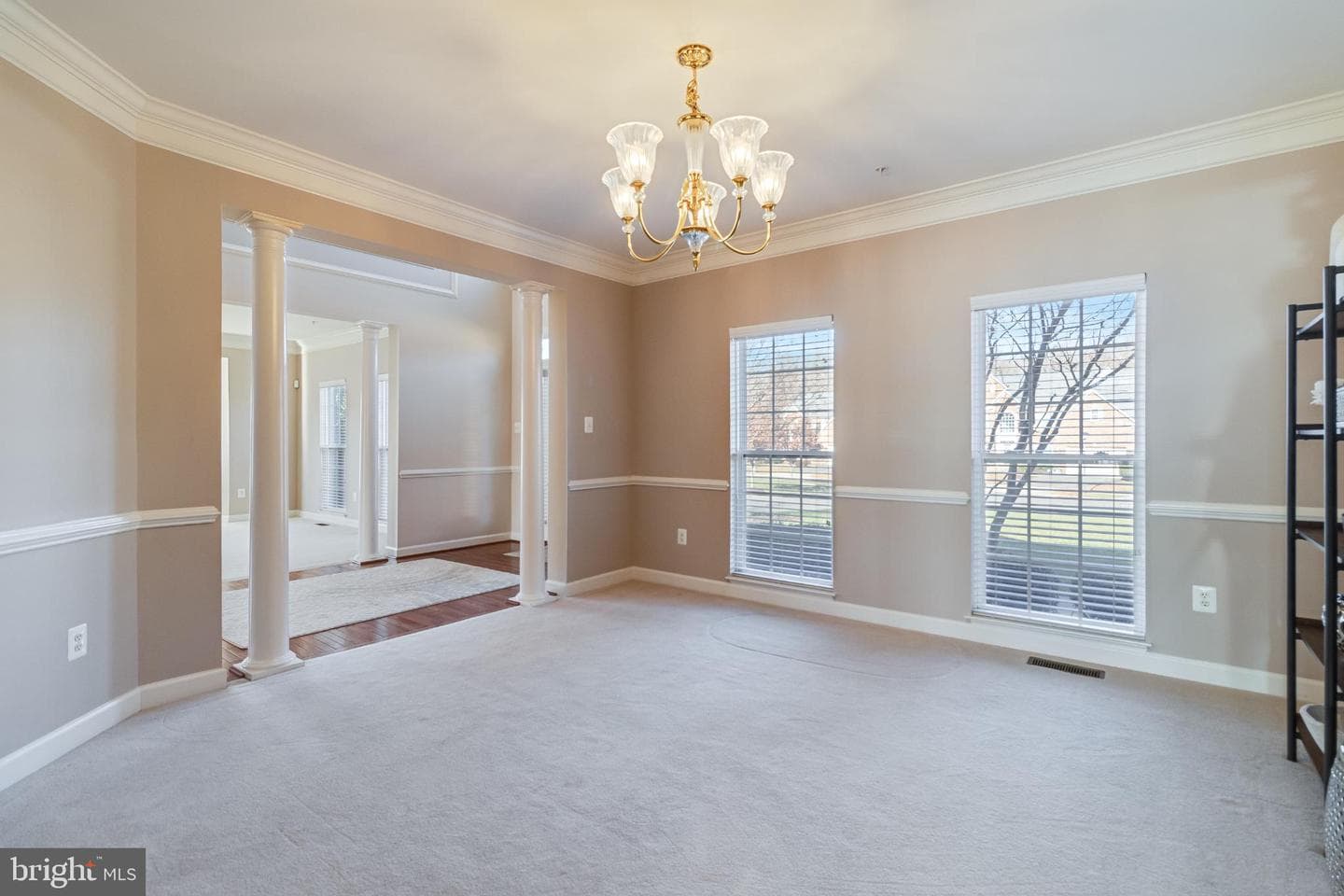 10111 Georgian Lane photo 10