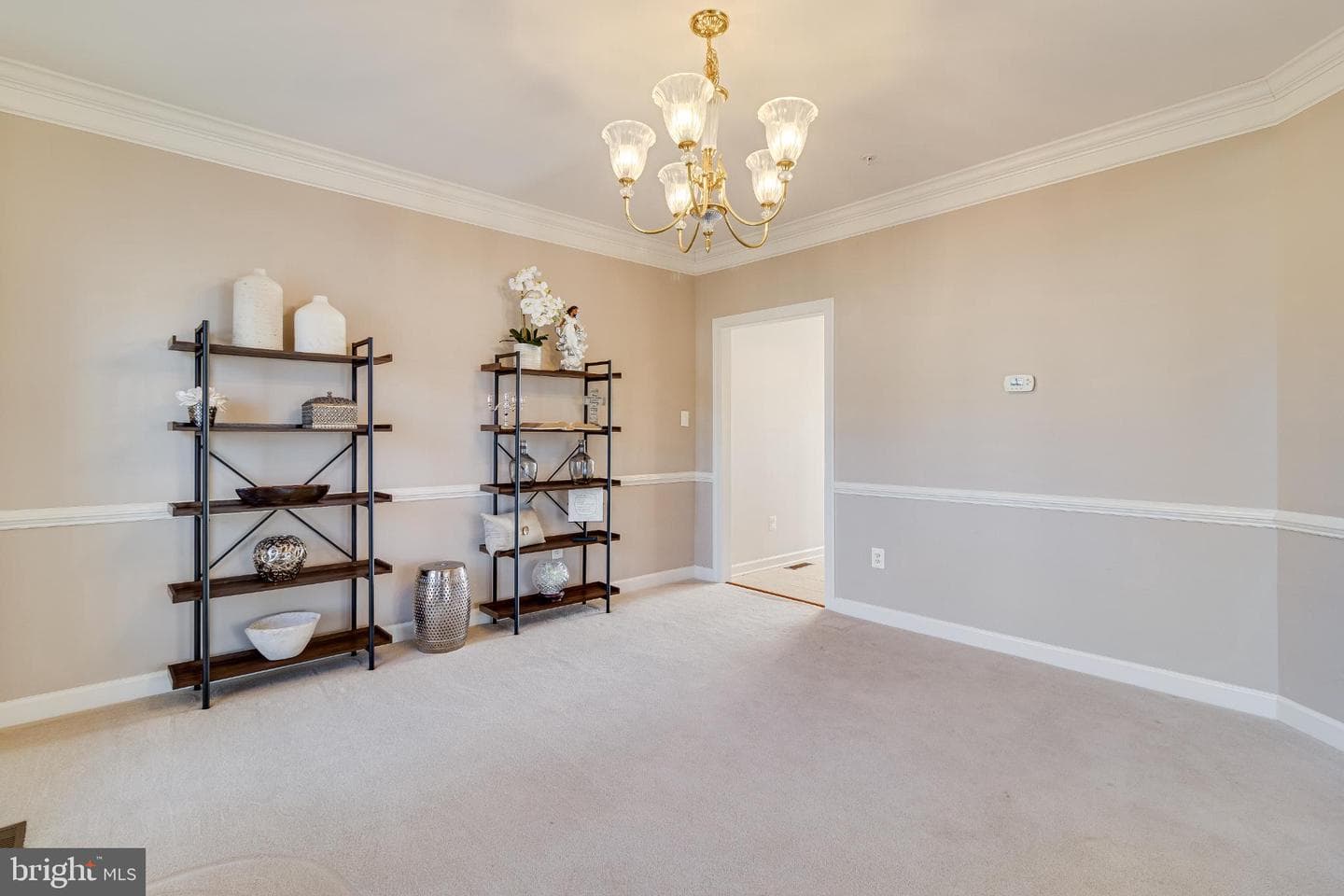 10111 Georgian Lane photo 8