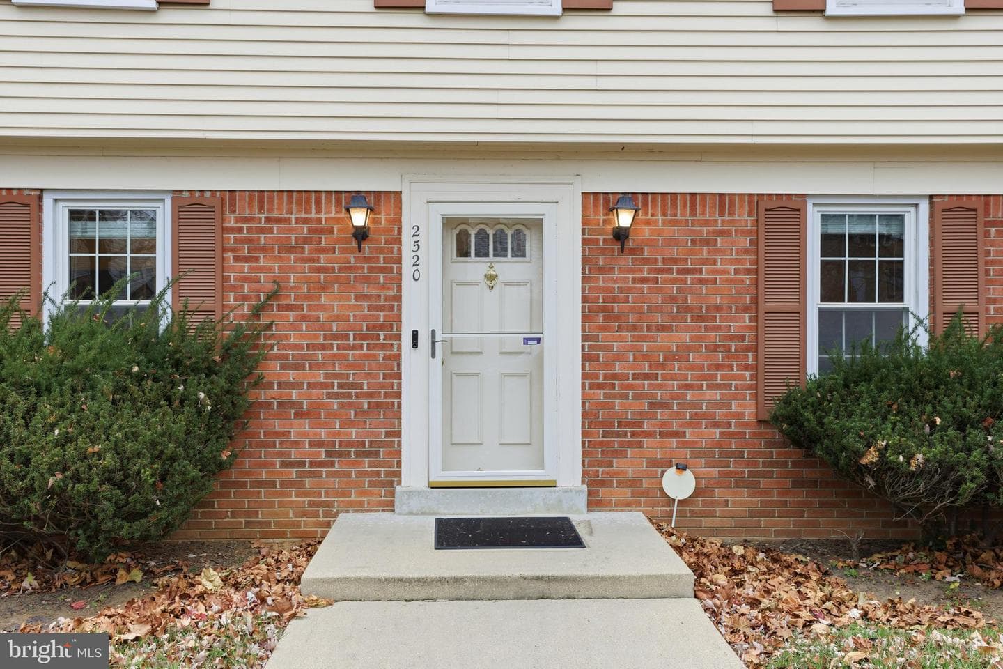 2520 Bellefield Court photo 3