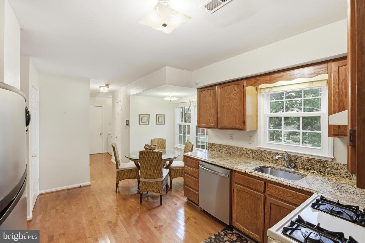 2520 Bellefield Court photo 9