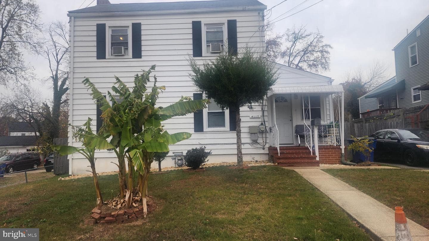4117 Beall Street photo 1