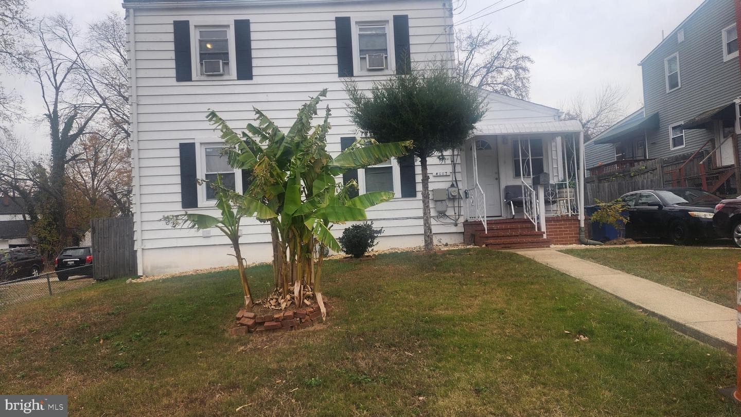 4117 Beall Street photo 2
