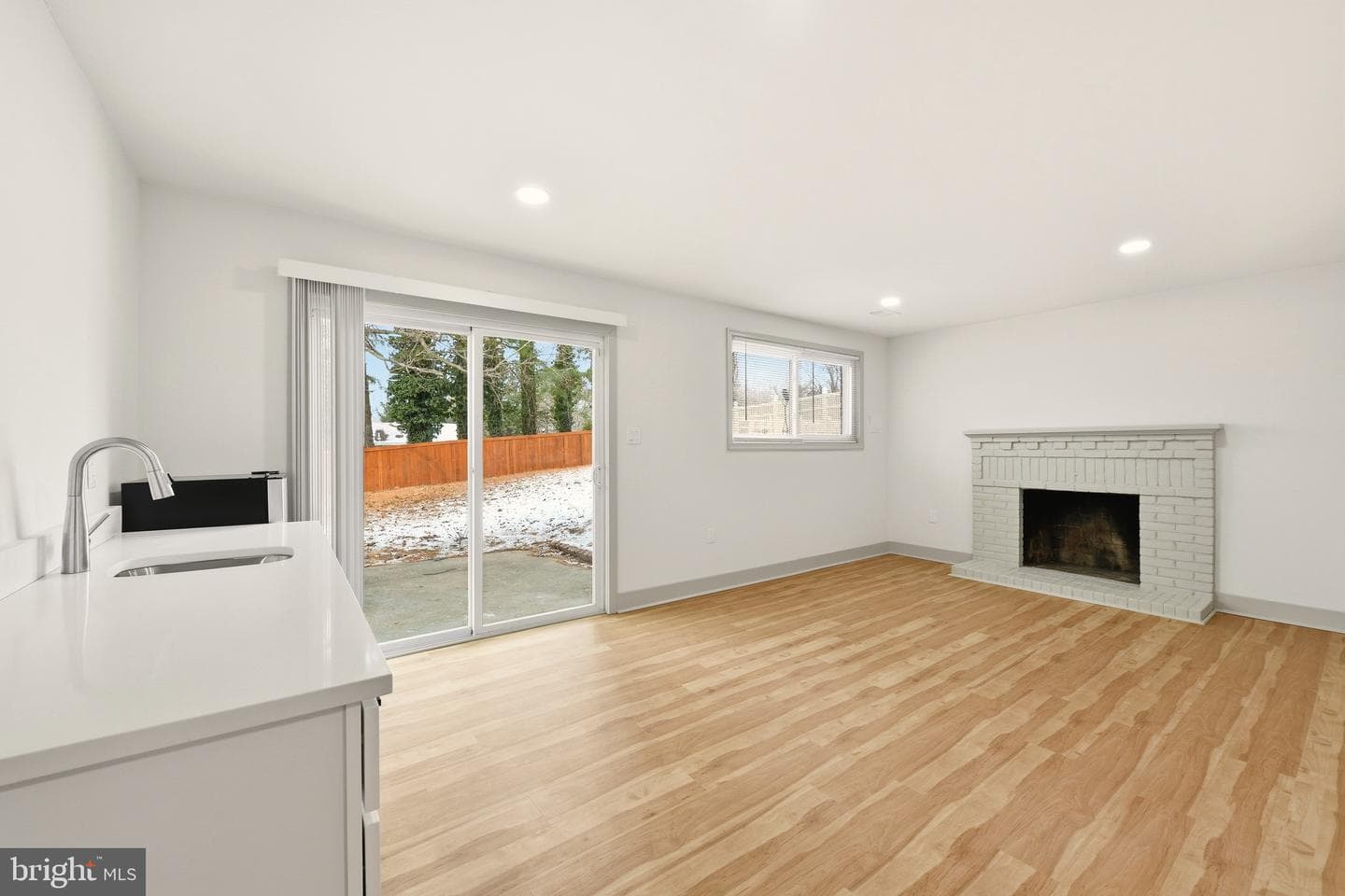 5717 Colon Terrace photo 32