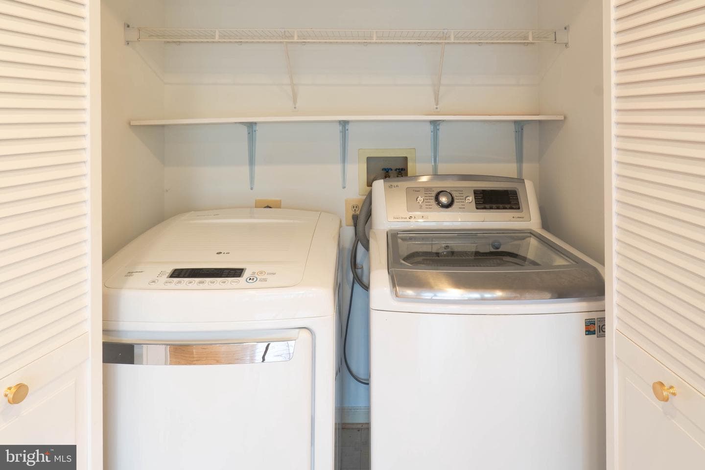 9407 Copernicus Drive photo 16
