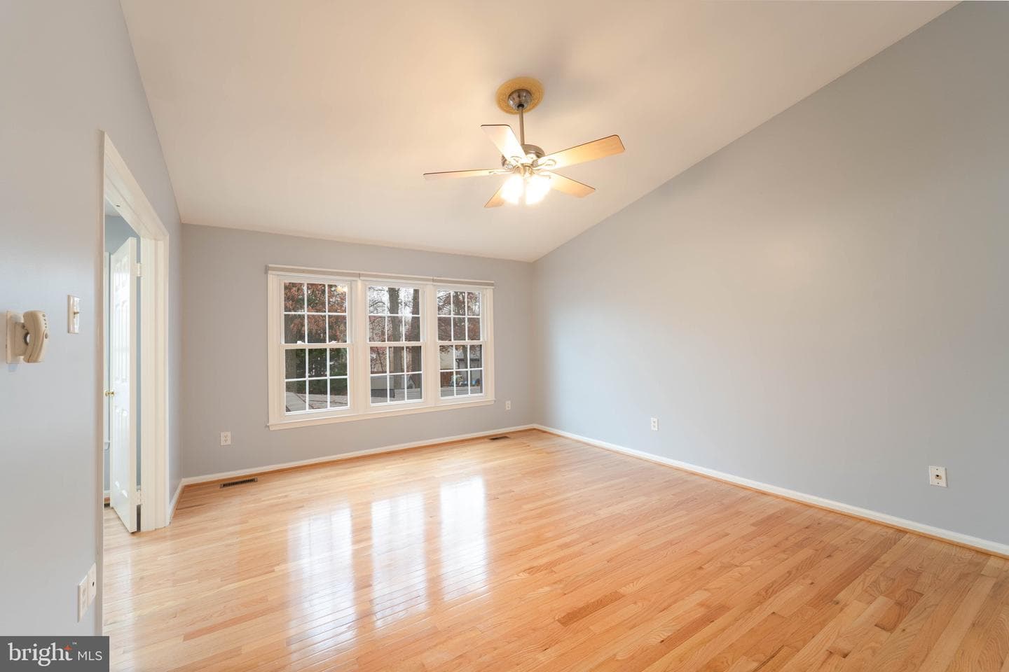 9407 Copernicus Drive photo 25