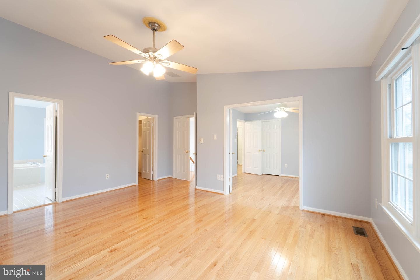 9407 Copernicus Drive photo 27