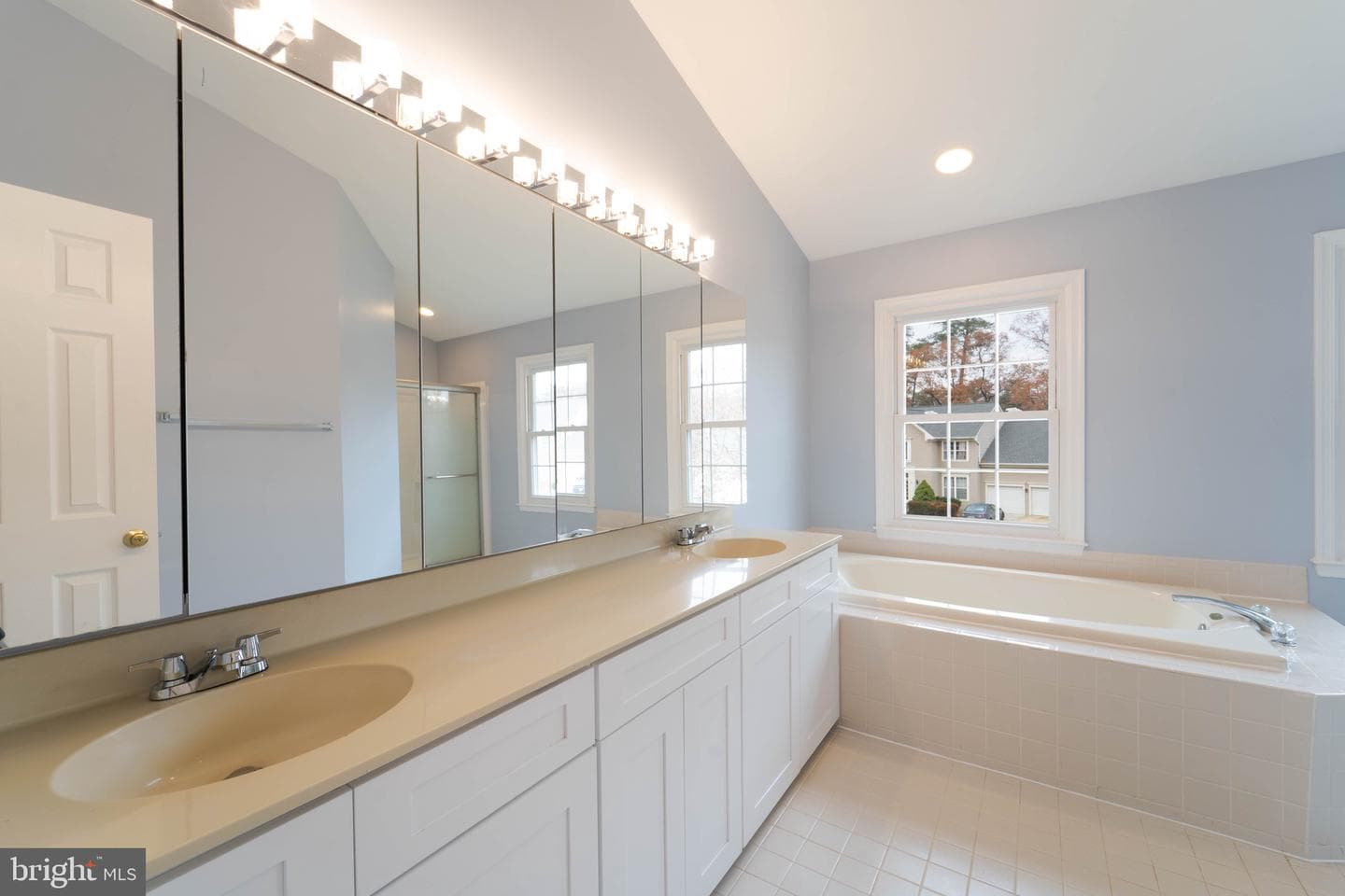 9407 Copernicus Drive photo 30