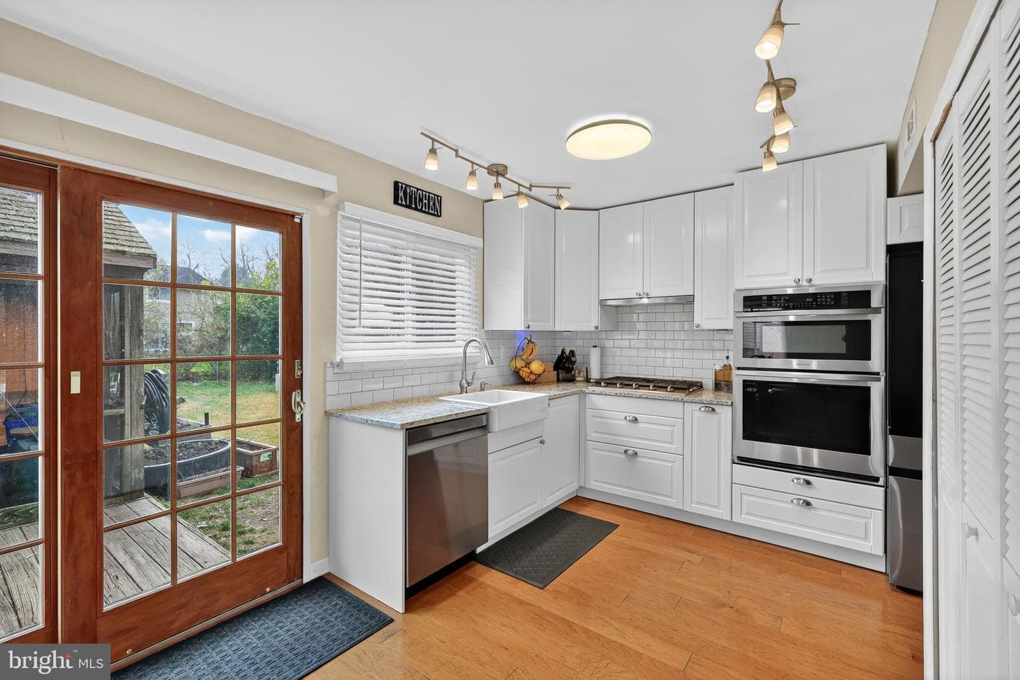 15907 Peach Walker Drive photo 8