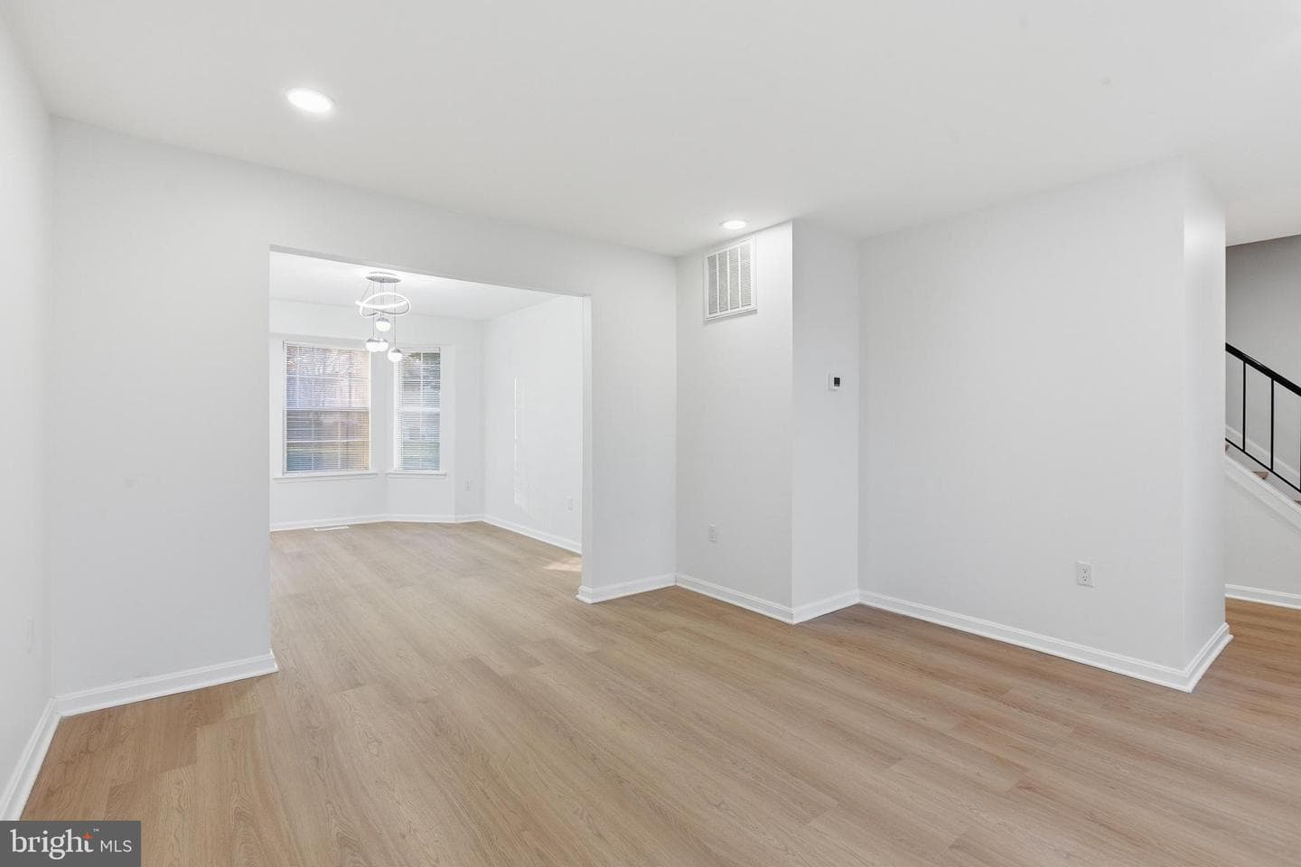 402 Red Leaf Court photo 26