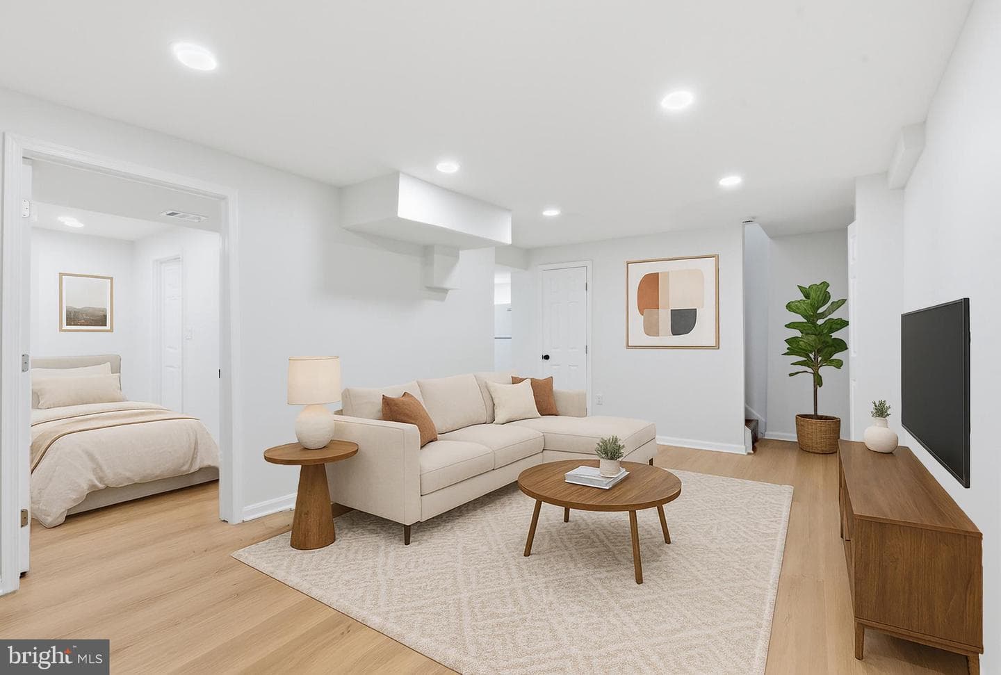 402 Red Leaf Court photo 33