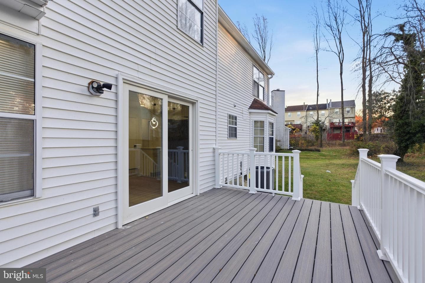 402 Red Leaf Court photo 34
