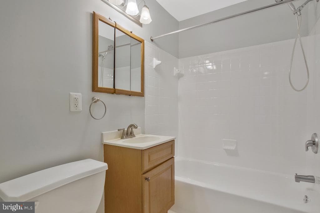 5601 Parker House Terrace #201 photo 32