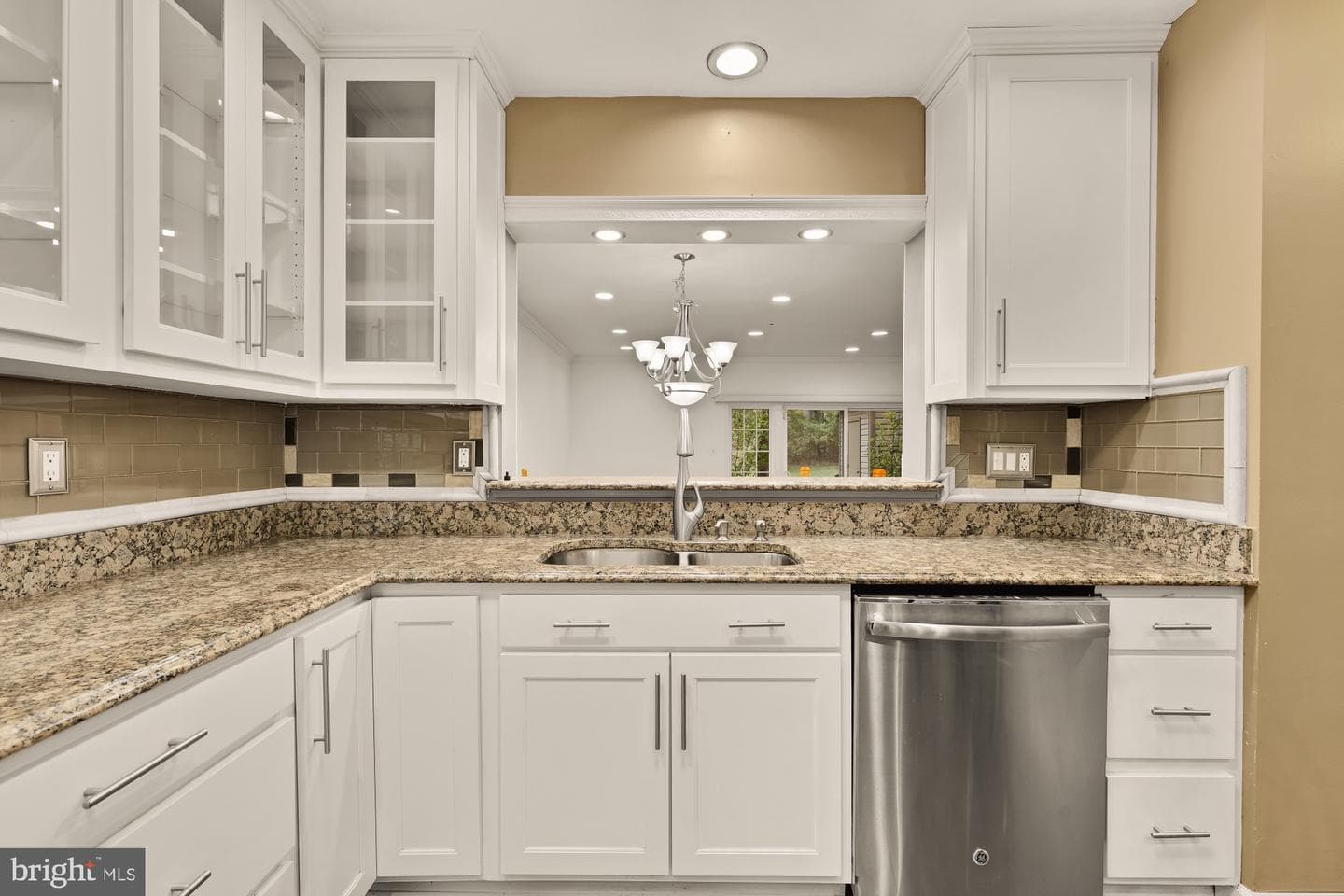 9204 Oregold Court photo 4