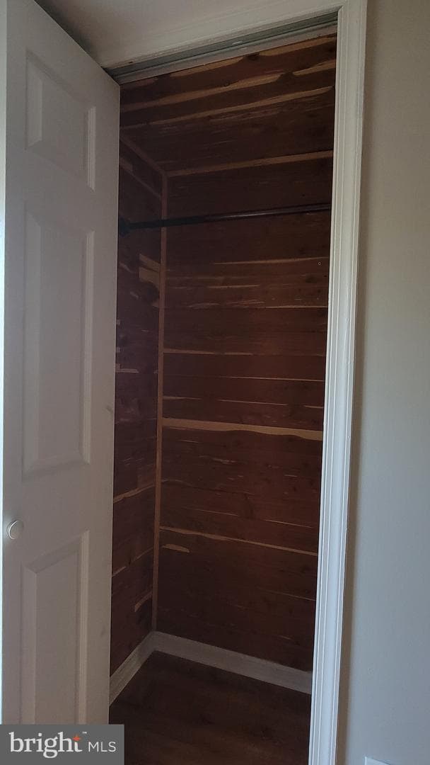 8823 Maple Avenue photo 39
