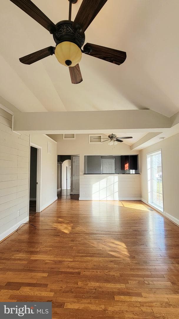 8823 Maple Avenue photo 5