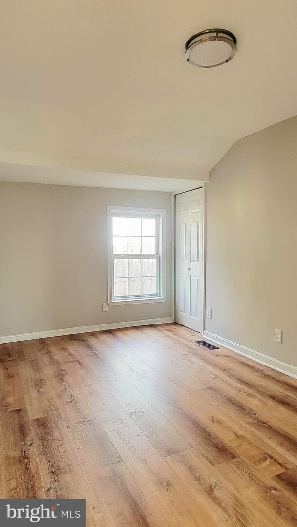 8823 Maple Avenue photo 7