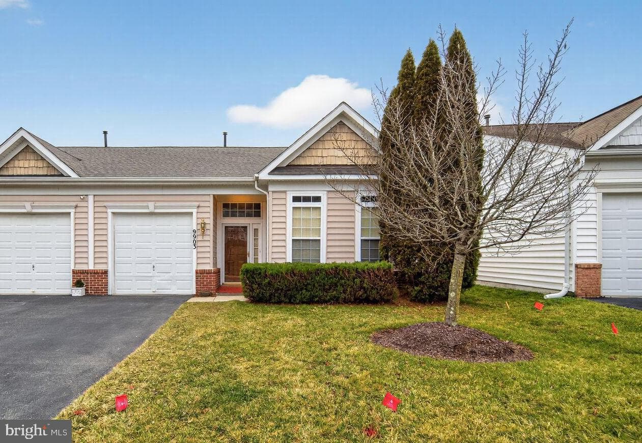 9903 Goldenwood Court photo 1