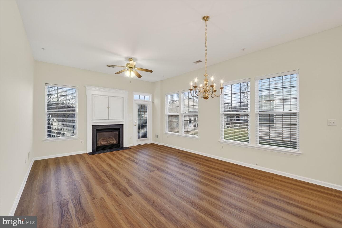9903 Goldenwood Court photo 11