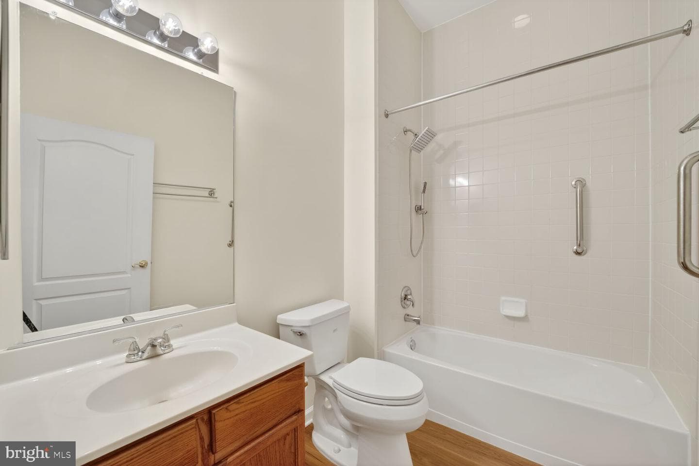 9903 Goldenwood Court photo 17