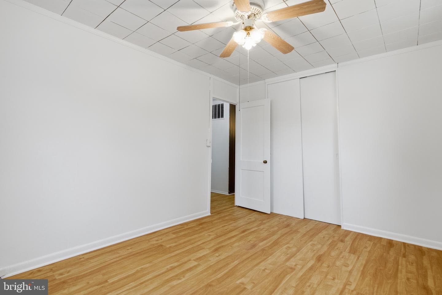 1004 Marton Street photo 16
