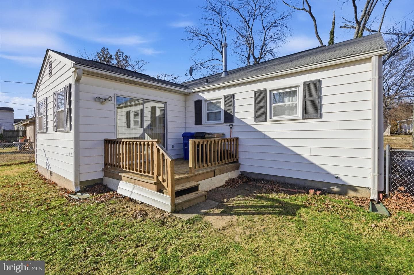 1004 Marton Street photo 21