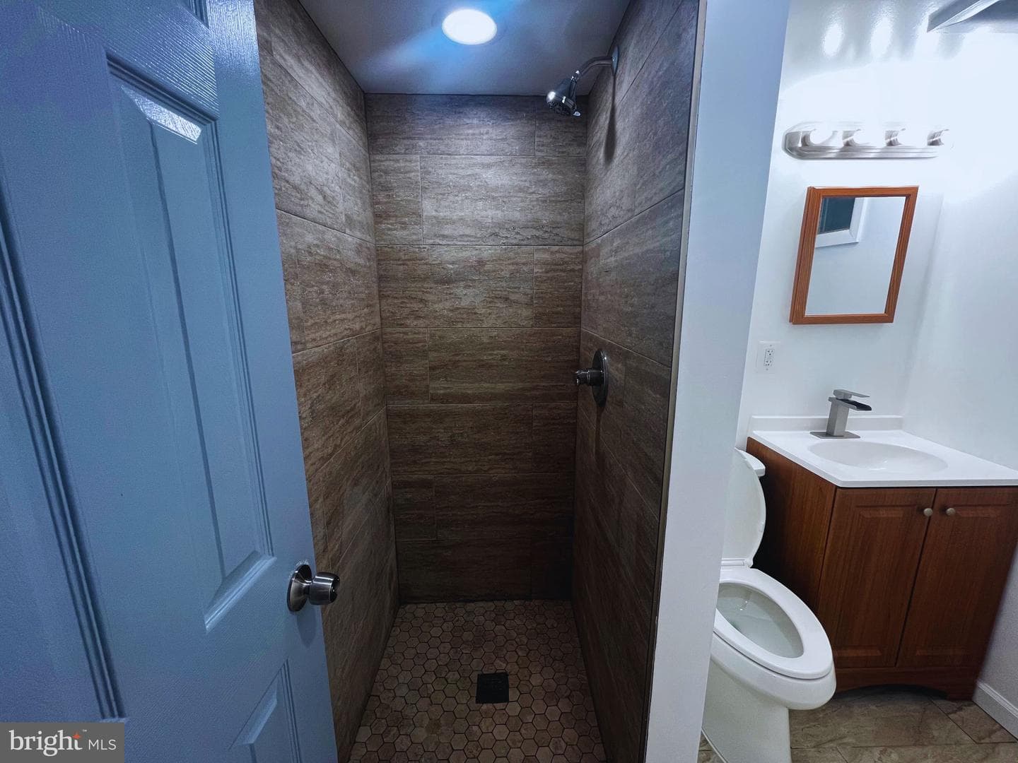 6913 Canyon Drive photo 24