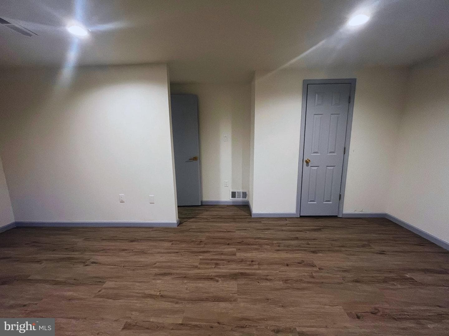 6913 Canyon Drive photo 27