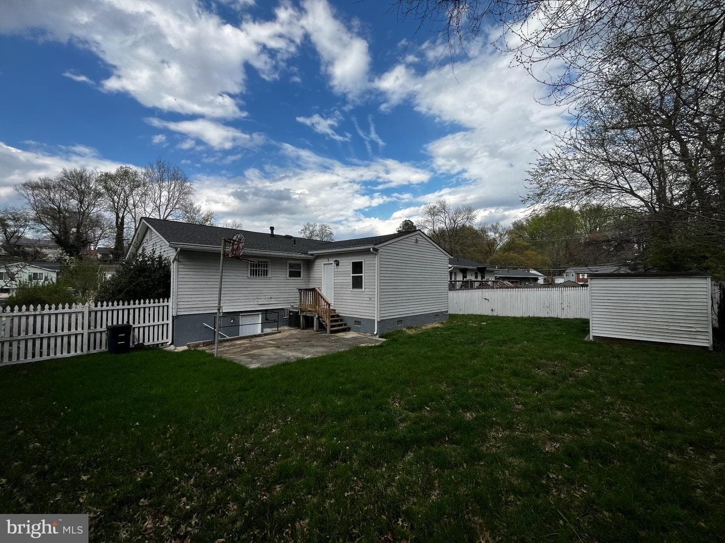 6913 Canyon Drive photo 32