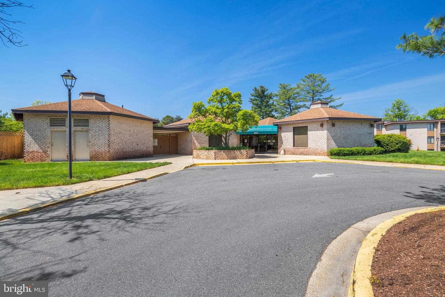 6952 Hanover Parkway #2 (#200) photo 33