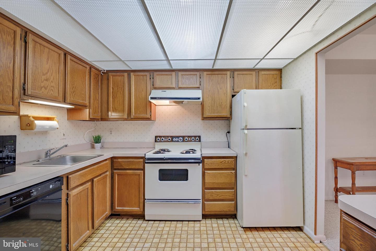 6952 Hanover Parkway #2 (#200) photo 9