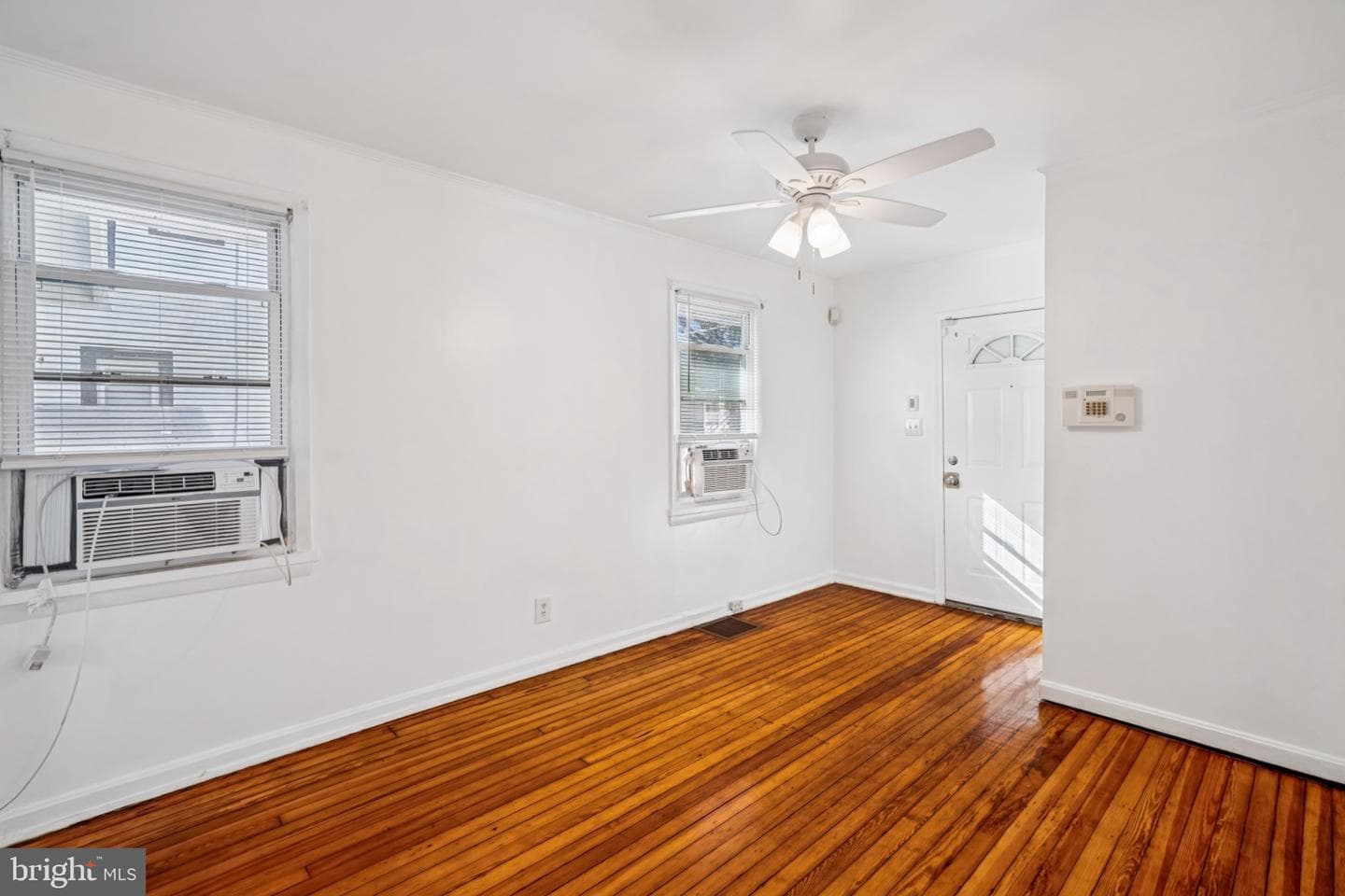 4317 Lawrence Street photo 5