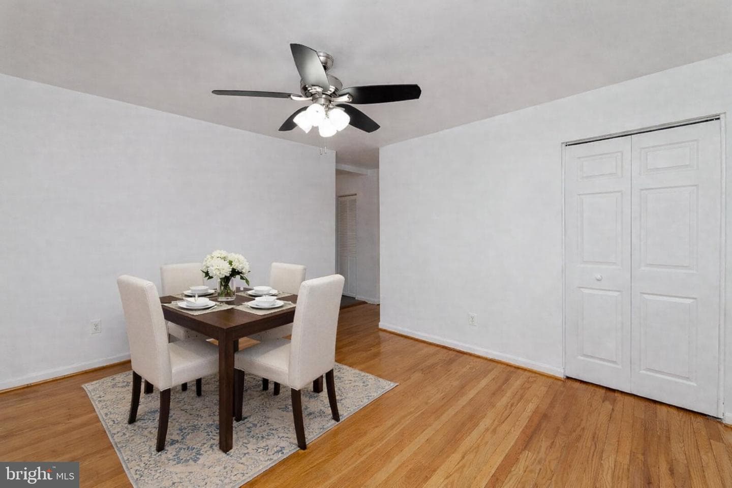 8110 Phelps Place photo 6