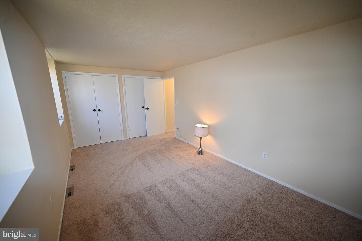 1825 Village Green Drive photo 21