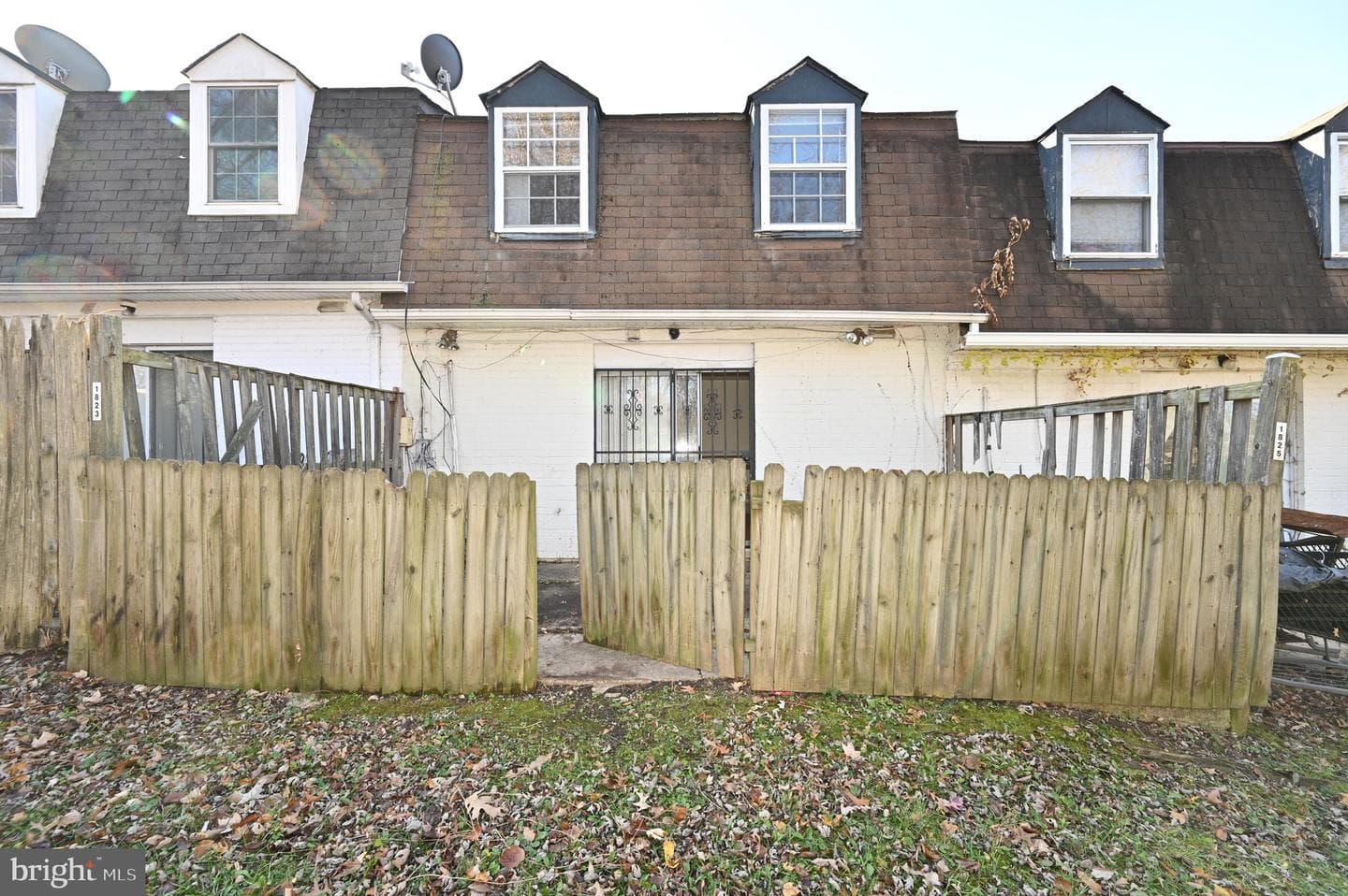 1825 Village Green Drive photo 34
