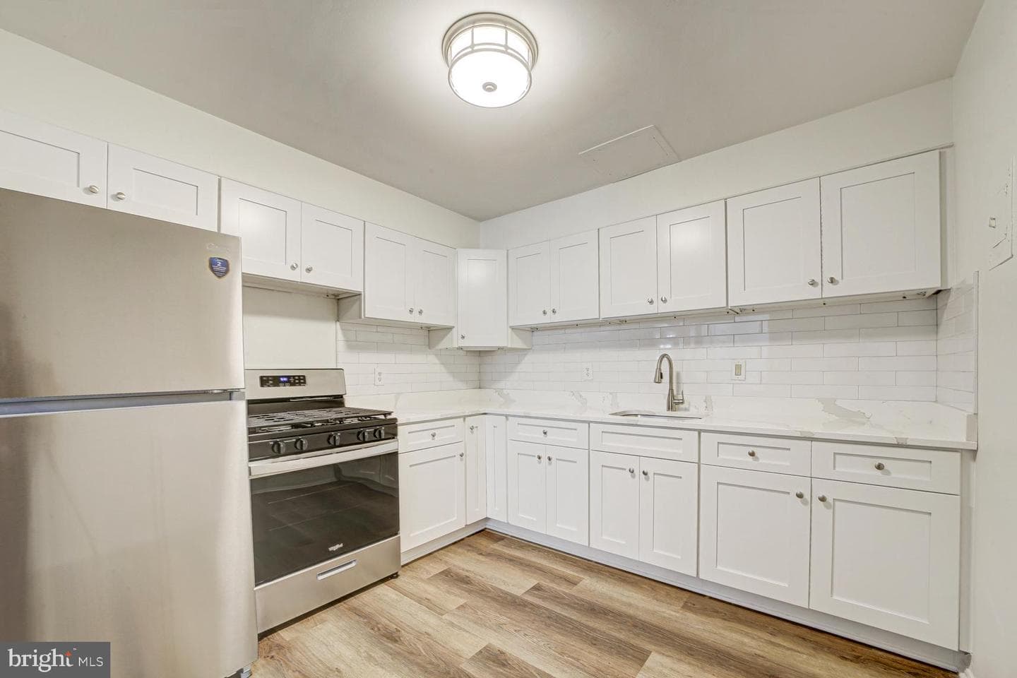 9250 Edwards Way #207-A photo 4