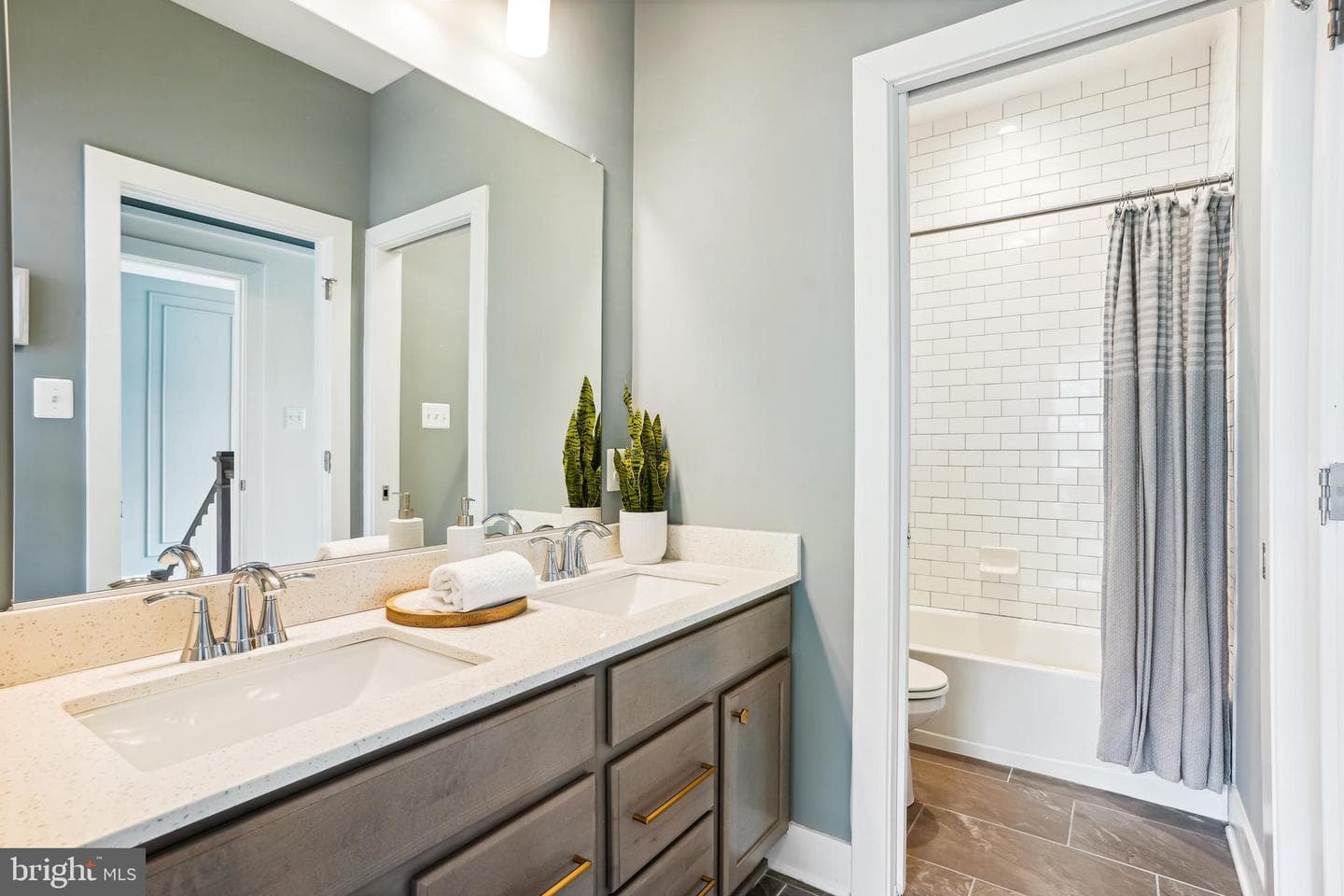 14521 Danforth Street photo 16