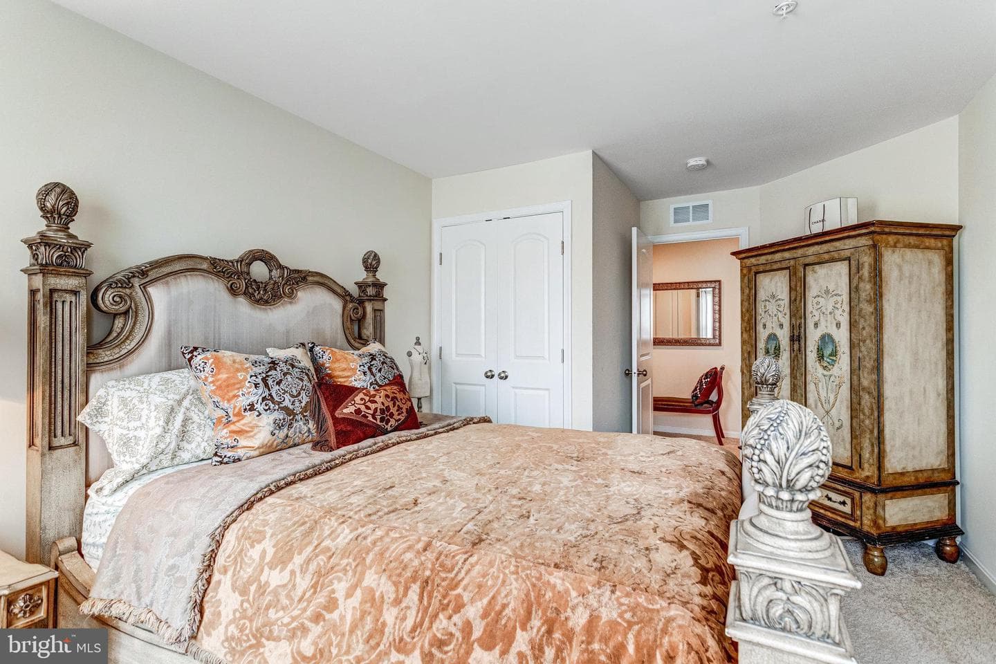 2706 Sir Michael Place photo 42