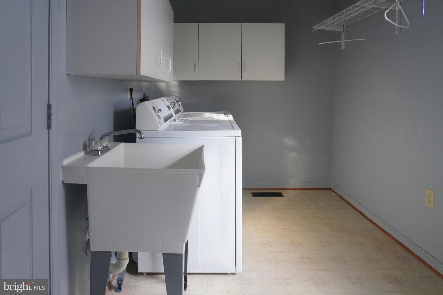 1509 Baytree Terrace photo 23