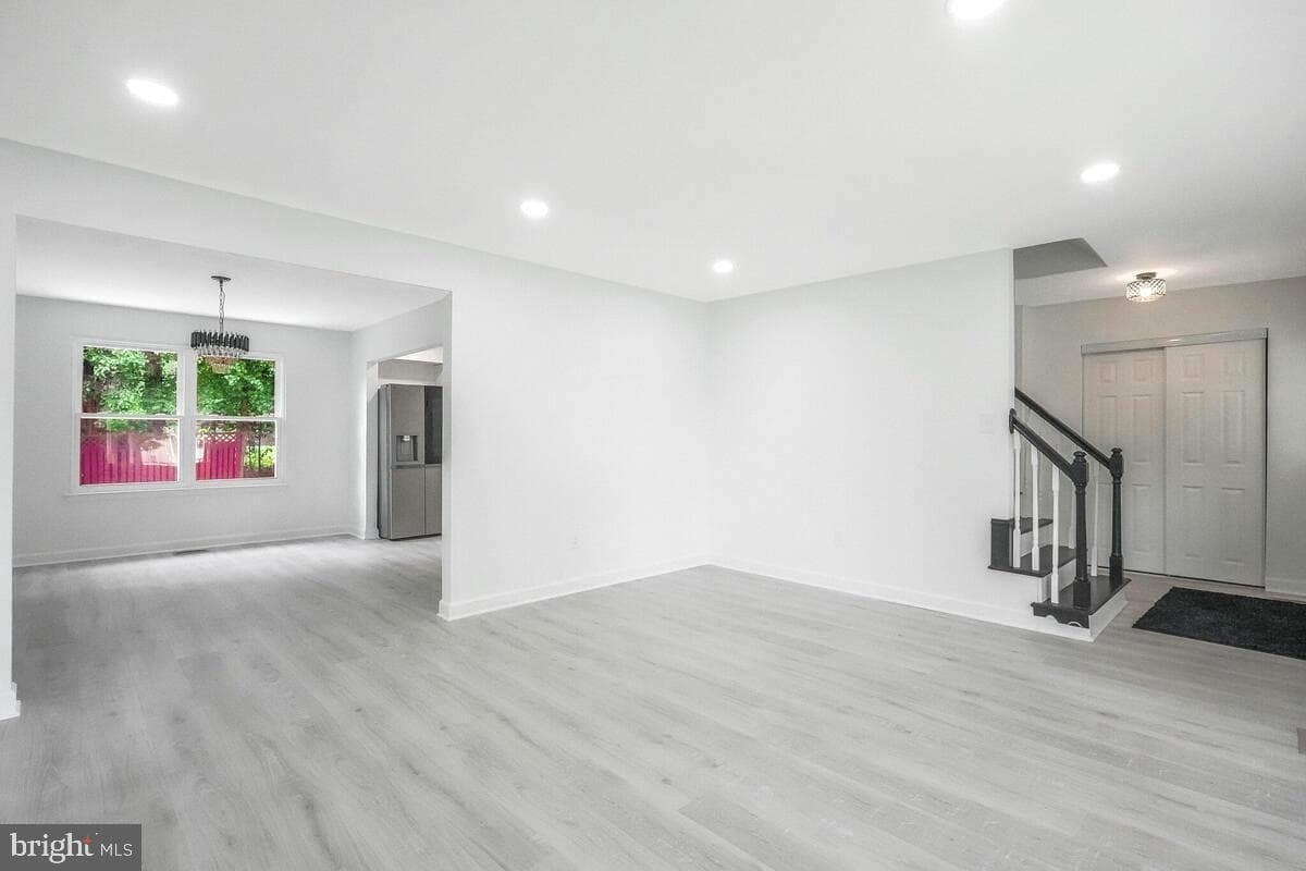 6304 Juanita Court photo 5
