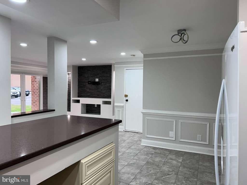 6018 Westchester Park Drive #6018 T-1 photo 3