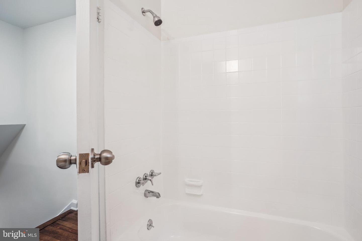 2305 Houston Street photo 6