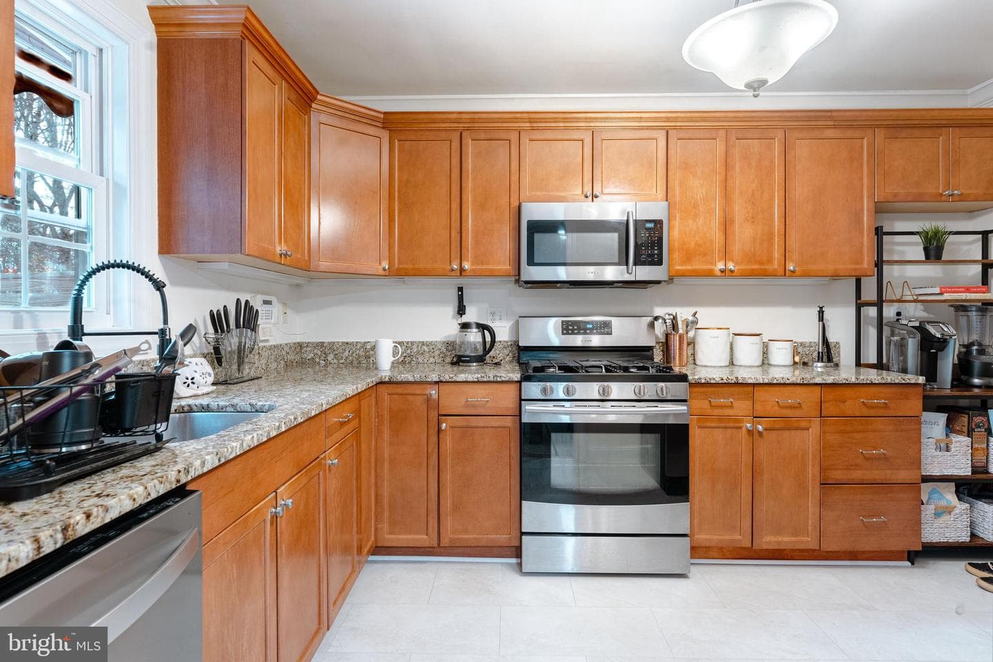 10021 Marguerita Avenue photo 11