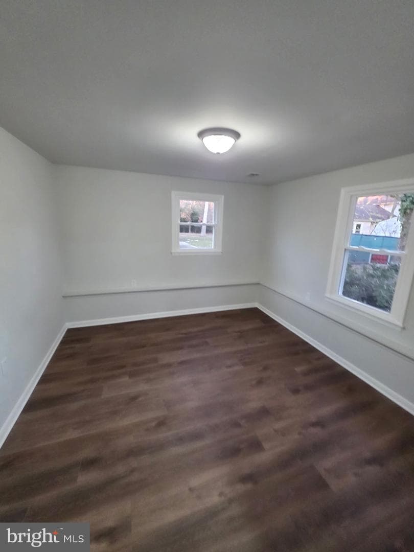 7005 Nightingale Terrace photo 11