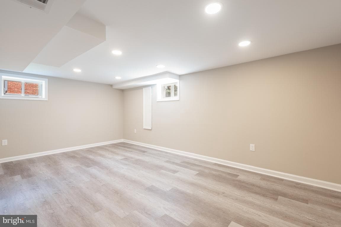 2412 Kenton Place photo 16