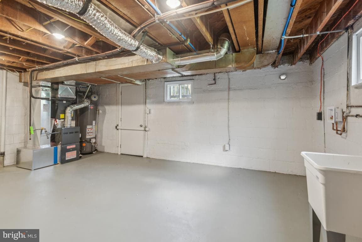 2412 Kenton Place photo 19