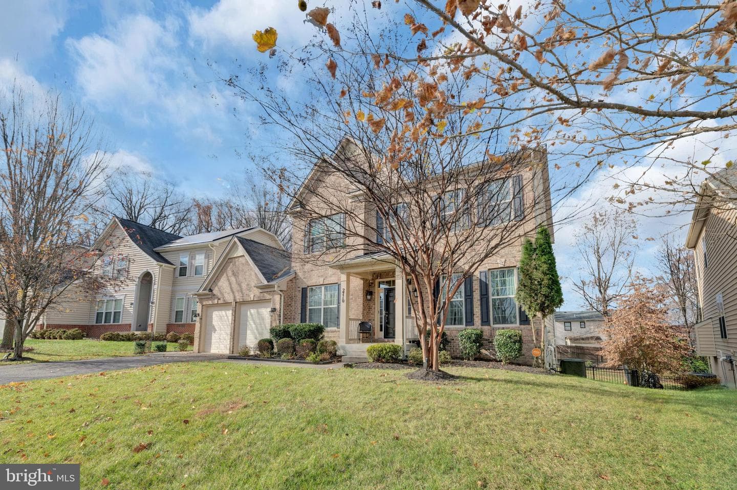 2710 Swann Wing Court photo 2