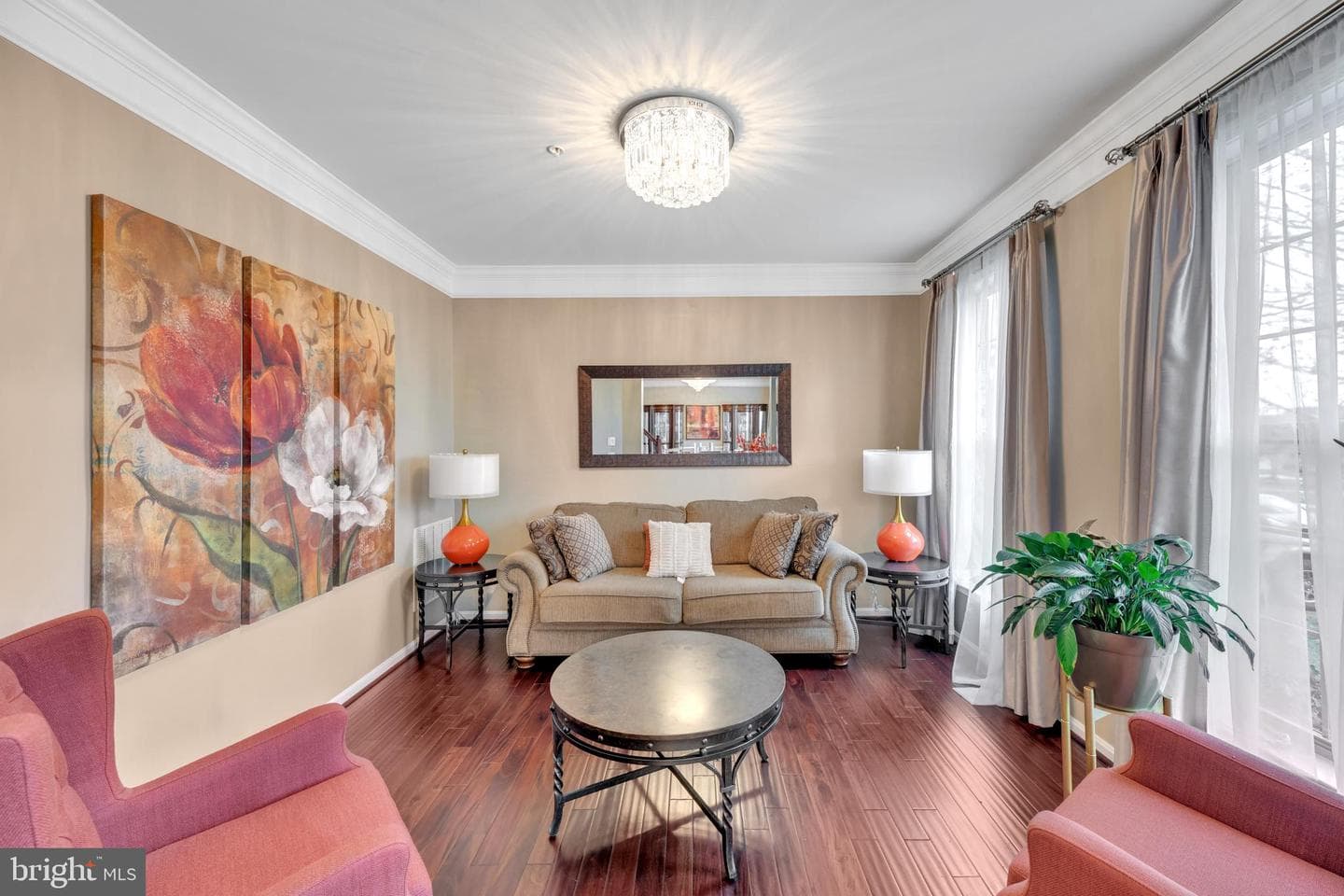 2710 Swann Wing Court photo 4