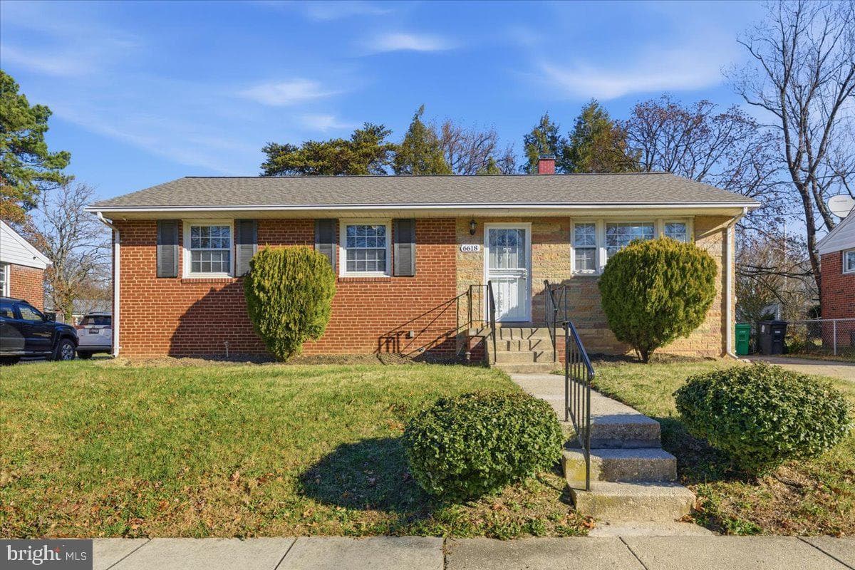 6618 Lacona Street photo 2