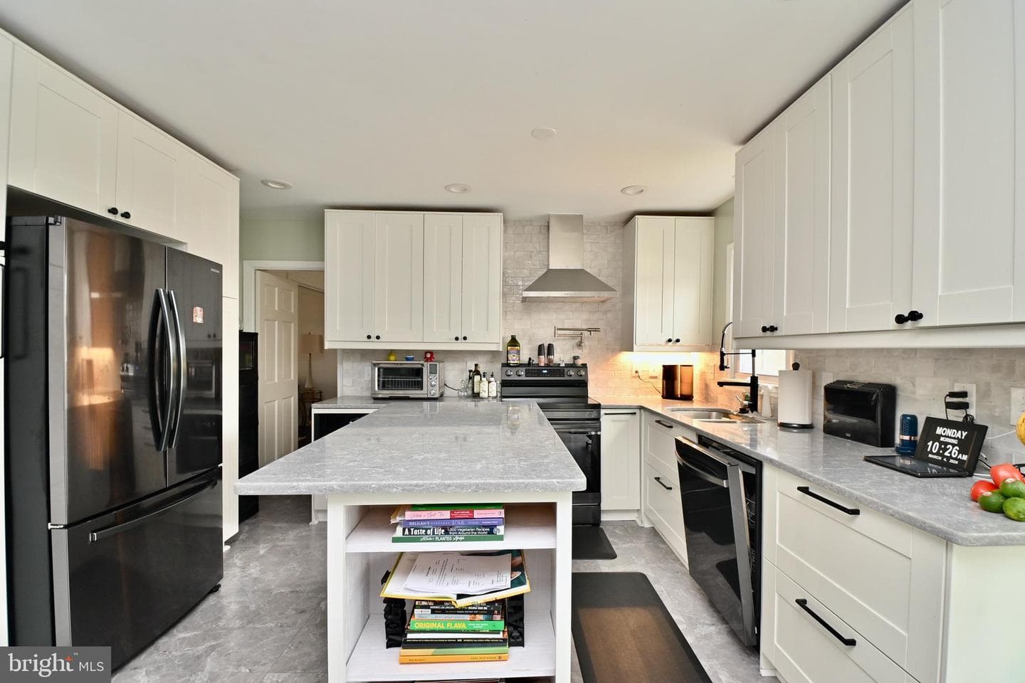 6431 Forest Road photo 12