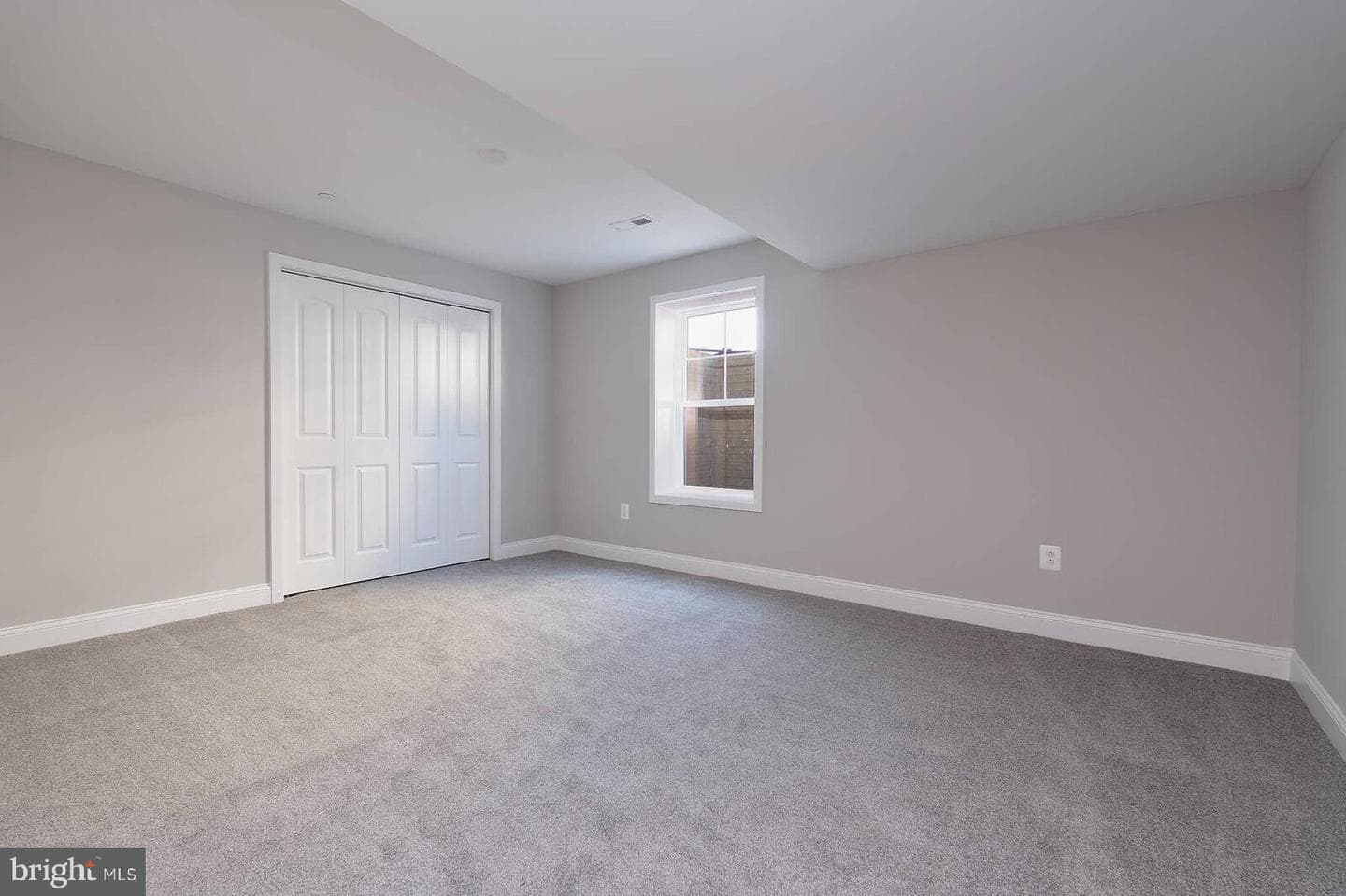 5805 Beecher Street photo 26